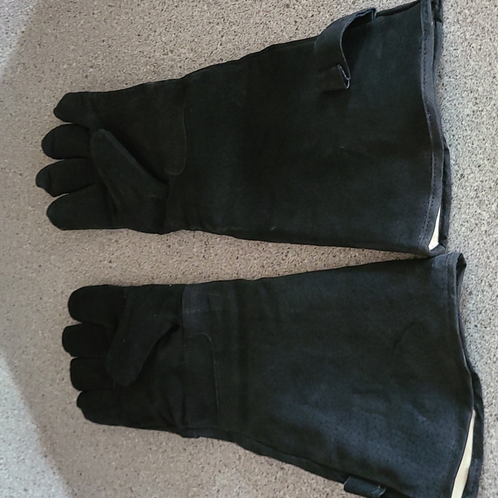 18 inch long Gauntlet leather gloves